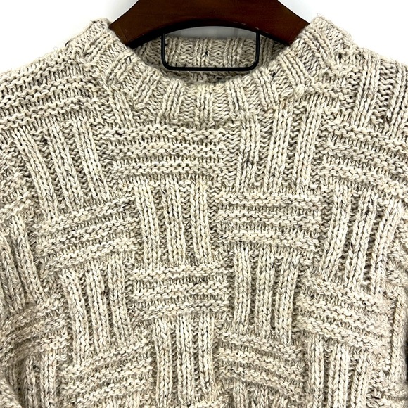 Vintage Handmade Cable Knit Crew Neck Raised Heavy Knit fisherman Sweaterr SZ L - Picture 6 of 9